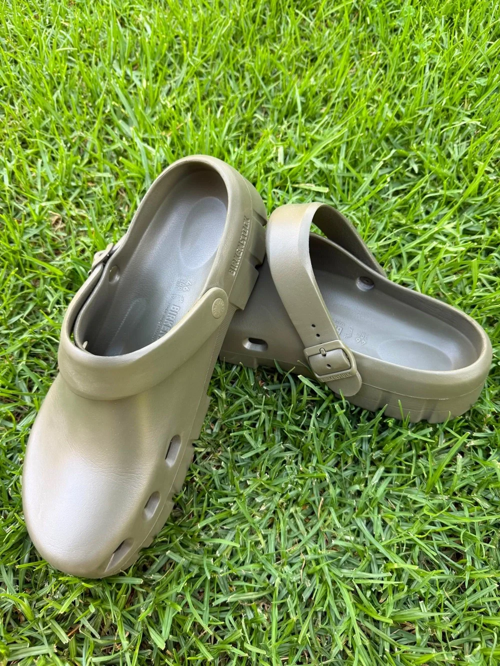 Birkenstock Kids EVA Clog Sandals - Olive